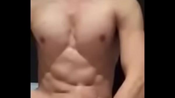 Play MP4 - XCute boy Twitter