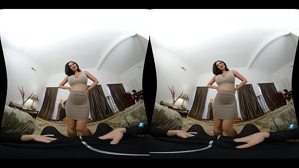 Horny milf skips thanksgiving to cheat on her husband with you new vr porn from milfvr