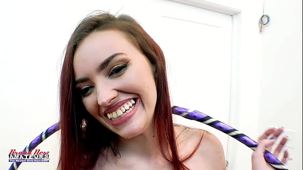 Nerdy Redhead Milf Olivia X Pokes Her Pussy And Deepthroats A Cock! thumbnail