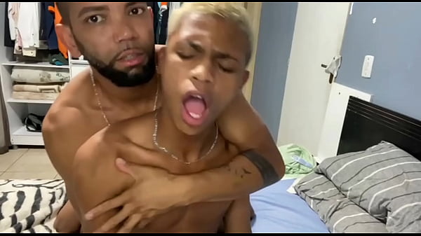 Play MP4 - desci a madeira no meu vizinho