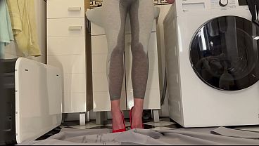 Wetting My Leggins And Red High Heels thumbnail