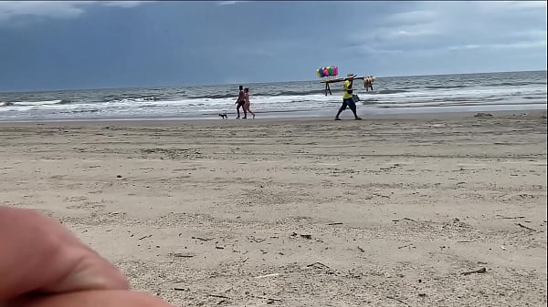 Nonton A Strange Milf Squeezed My Dick Until I Ejaculated. thumbnail