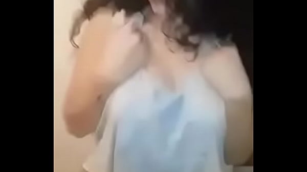 Nonton Trim.b6142f6c-c6d5-4895-8602-3843f2b8abd5.mov thumbnail