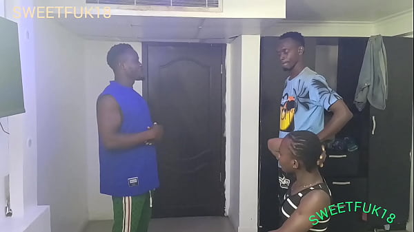 My guy nearly caught me fucking his girlfriend but i must confess this girl really got a yummy creamy pussy 