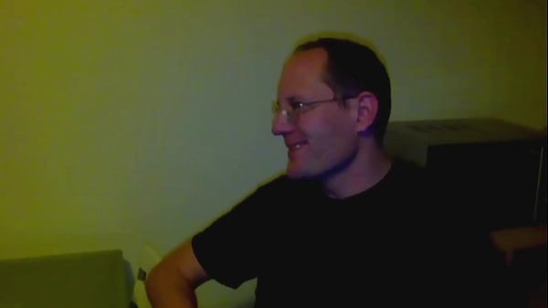 Nonton Kinky Housewives From Germany - Part 4 thumbnail