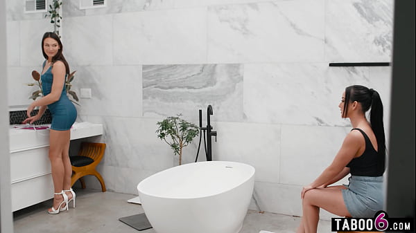 Play MP4 - Big ass MILF Jennifer White gets her first milk enema from Katrina Colt