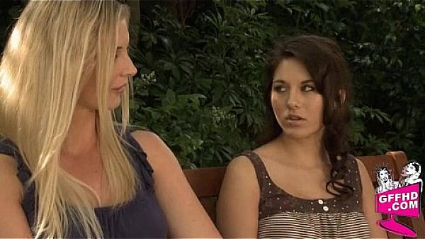 Lesbian desires 0322 