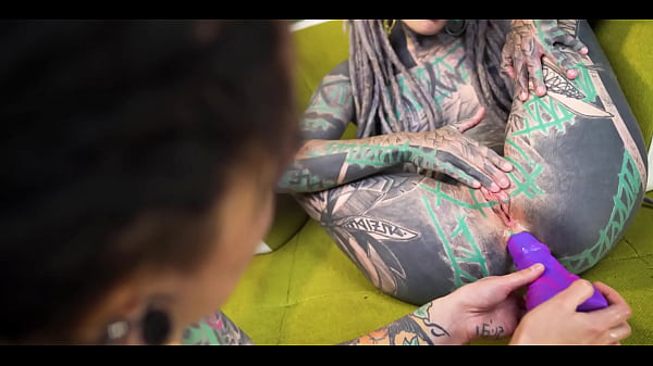 Alternative teen threesome with anal gapes and facial cumshot 