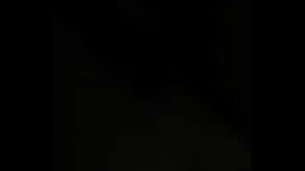 Je suis nue sous mon peignoir vient me mater sans grrr