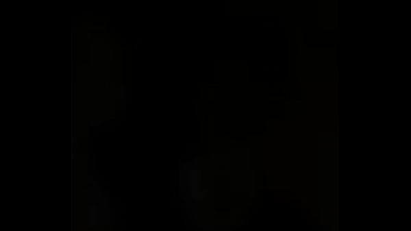 Je suis nue sous mon peignoir vient me mater sans grrr 