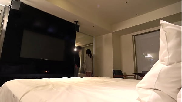 Play MP4 - パート2 部屋に連れ込んだ素人とのSEX そのままAV発売