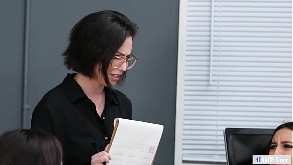 Stupid Roommates Having Lesbian Sex - Whitney Wright, Eliza Ibarra