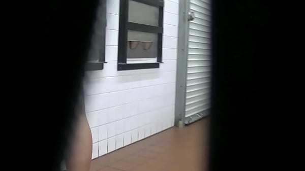 Play MP4 - Helena Price Public Laundry Upskirt Flashing Tease&excl; Exhibitionist MILF Vs Voyeur at the laundry&excl; &lpar;Part2&rpar;