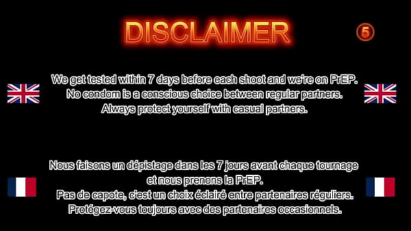 Je suis en r&eacute;sille il porte un string fendu m&rsquo;attache me chauffe puis s&rsquo;empale sur ma bite avec envieet mo 