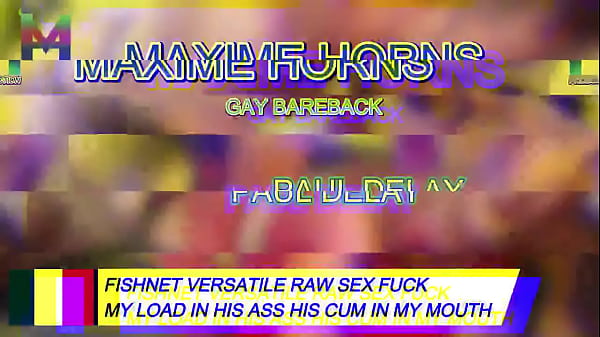 Je suis en r&eacute;sille il porte un string fendu m&rsquo;attache me chauffe puis s&rsquo;empale sur ma bite avec envieet mo 