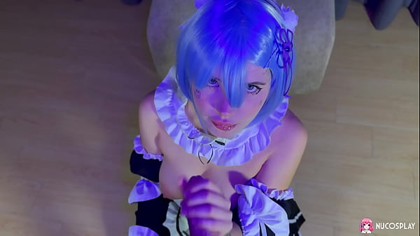 Nonton Hot Sexy Skinlovers Gets A Hard Cock In Her Wet Hole. thumbnail