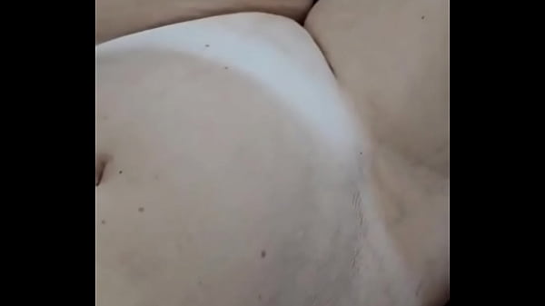 Final de semana animado sexta fomos para balada s&aacute;bado festa com amigos e domingo churrasco com fam&iacute;lia agora &eacute; rel 