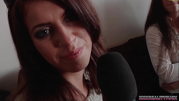 Play MP4 - Quickie in amateur bedrooms&period;&period;&period; two busty bitches shares horny dude