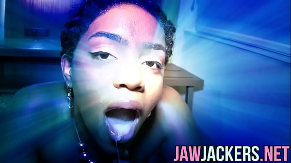 Play MP4 - 18 YEAR OLD SUCKS BBC