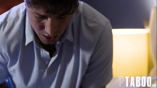 Play MP4 - Sneaking Around At Night Ana Foxxx