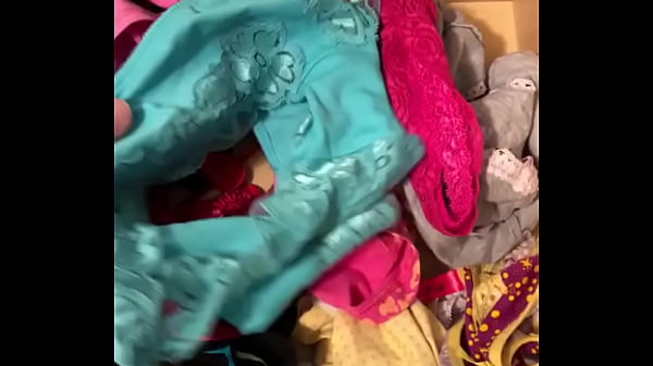 Play MP4 - Neighbors wife&rsquo;s panty drawer