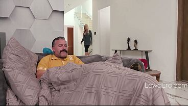 There Is No One Under The Blanket Hun.. | LewdEra - free video
