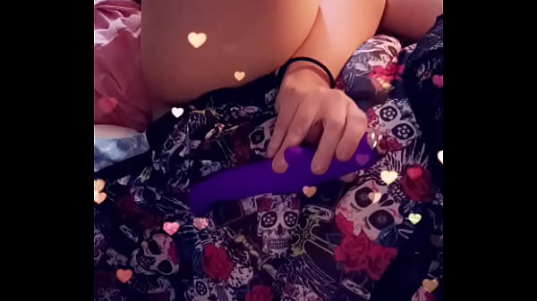 Dirty lil milk showing you how to fuck her right