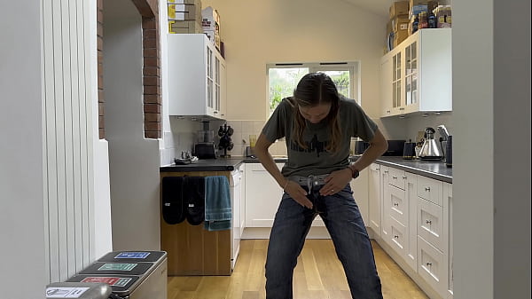 I Can&rsquo;t Hold It Any Longer! About To Piss Myself thumbnail