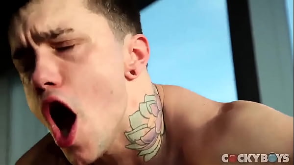 Play MP4 - Gringos Arrechos