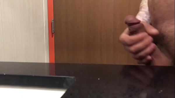 Play MP4 - trim&period;166283F3-DA86-4CE1-AC9C-8D59067550EC&period;MOV