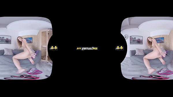 Redhead gets off while pissing in virtual reality 