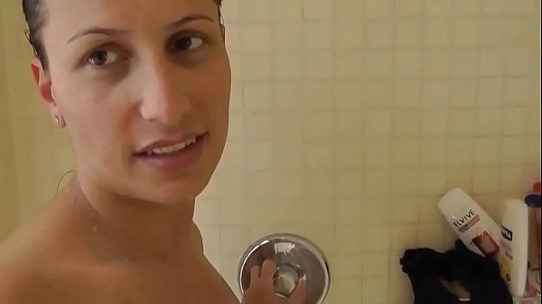 24yr_Old 36ff Girlfriend Sucking Dick in the_Shower