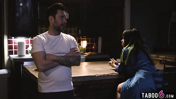 Play MP4 - Rough sex for latina MILF Xwife Karen by masked man who needs it hard