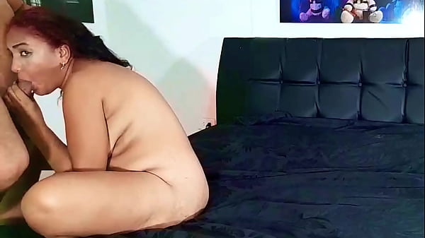 Play MP4 - Latin slut Penelope Olsen fucking with an XNXX follower&period; Very passionate and amateur homemade sex &lpar;Hardcore&rpar;&period; The MILF moans very rich and has multiple orgasms while getting fucked