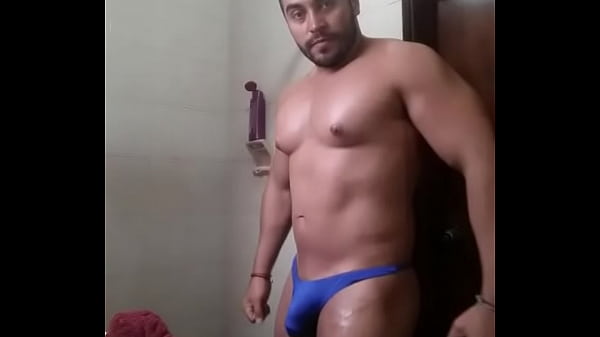 Play MP4 - OLd10KlhHhT