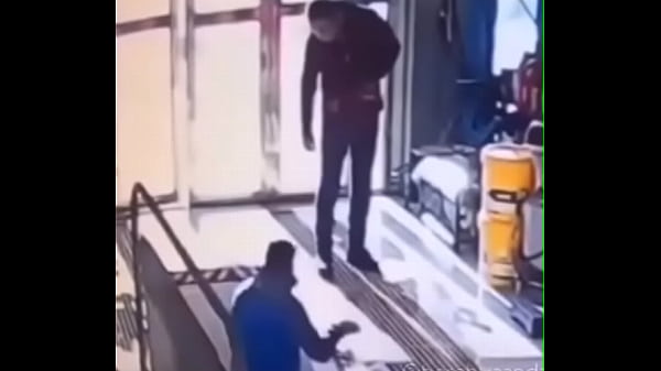 Novinho caindo na mulher 