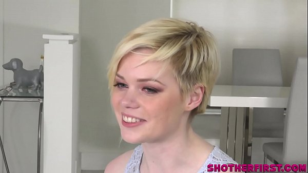 Young Pearl Sinclair takes ahard cock stuffing in first scene