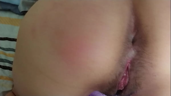 Play MP4 - &lpar;Amateur&rpar; NiNi got anal training &comma;like insert butt plug