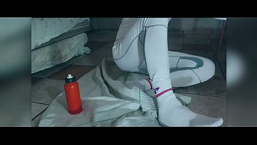 Nonton Simple Exercise In White ( No Cum) - Dec 27, 2025 thumbnail