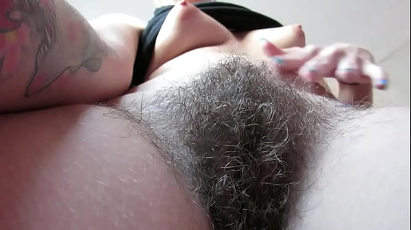 Play MP4 - Super hairy bush