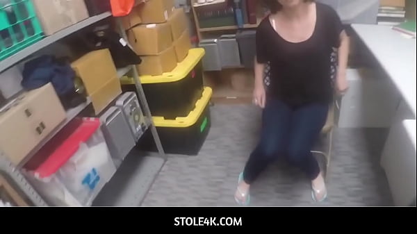 Stole4K_Obedientteen shoplifterPenelope Reed fucked roughly bya dirtyLP officer