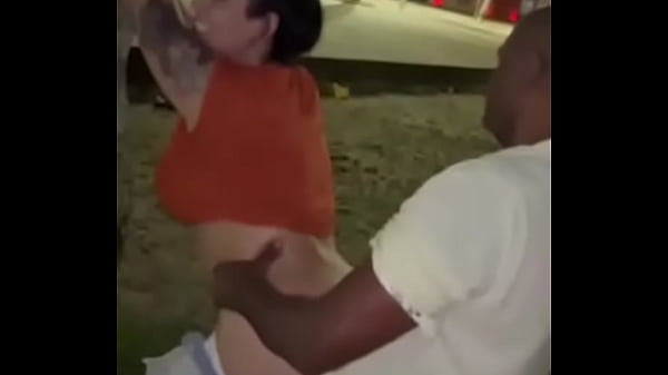 Putaria na orla da praia 