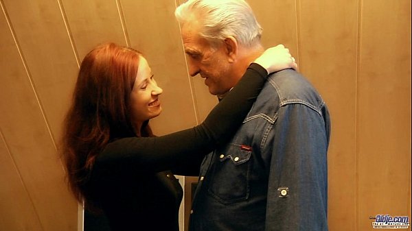 Play MP4 - Redhead slutty chick rewards generous grandpa with fuck