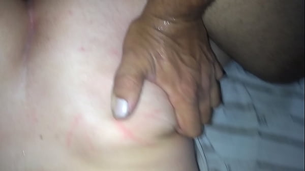 Play MP4 - lasciando cuzinho branquinho