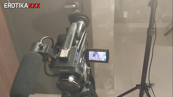 Nonton Lady Bee - Erotikaxxx - Oral Total - Bts thumbnail