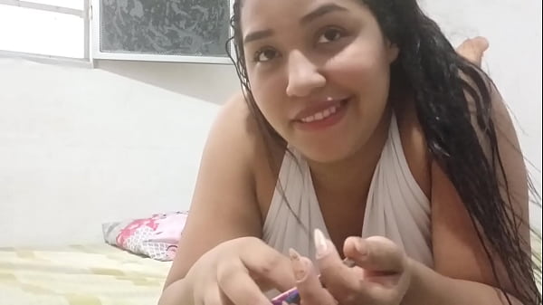 Las putasvenezolana están vendiendo su_cuerpo por 10 mil pesos