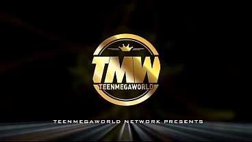 Nonton Cutie's Usual Coffee Morning Ends When Boyfriend Drops Paper For Her Legs thumbnail