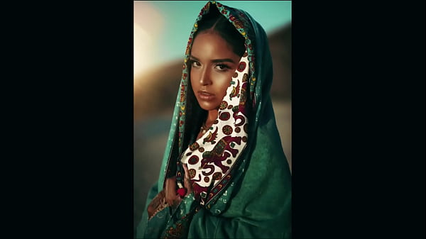 B&aacute;rbara mont y luis garay encienden sesi&oacute;n de fotos y sexo salvaje en playa des&eacute;rtica#b&aacute;rbaramont #luisgar 