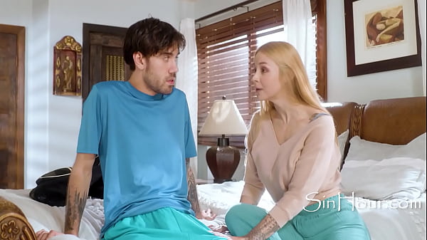 Would You Like To Do Me Raw, Stepson? - Stepmom 