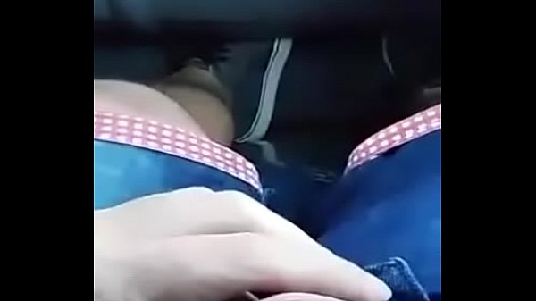 Amigo pajeandose en el autobus 